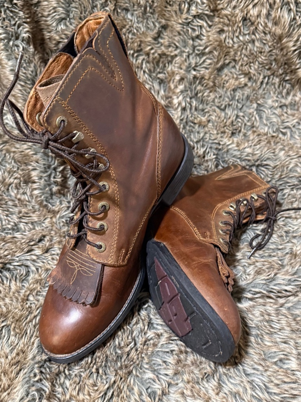 Ariar Women’s Heritage Lacer Boots size 8